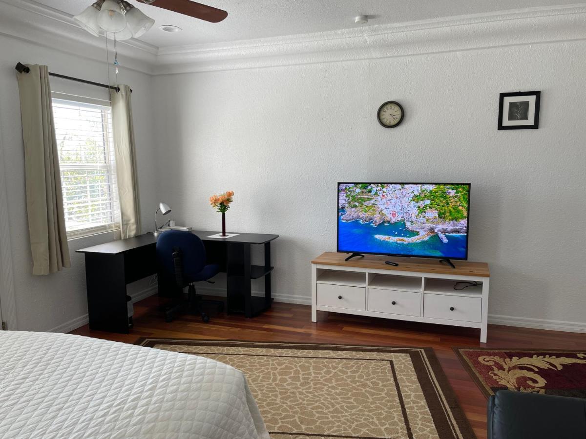 2 Bedroom Apartment Auburndale Esterno foto