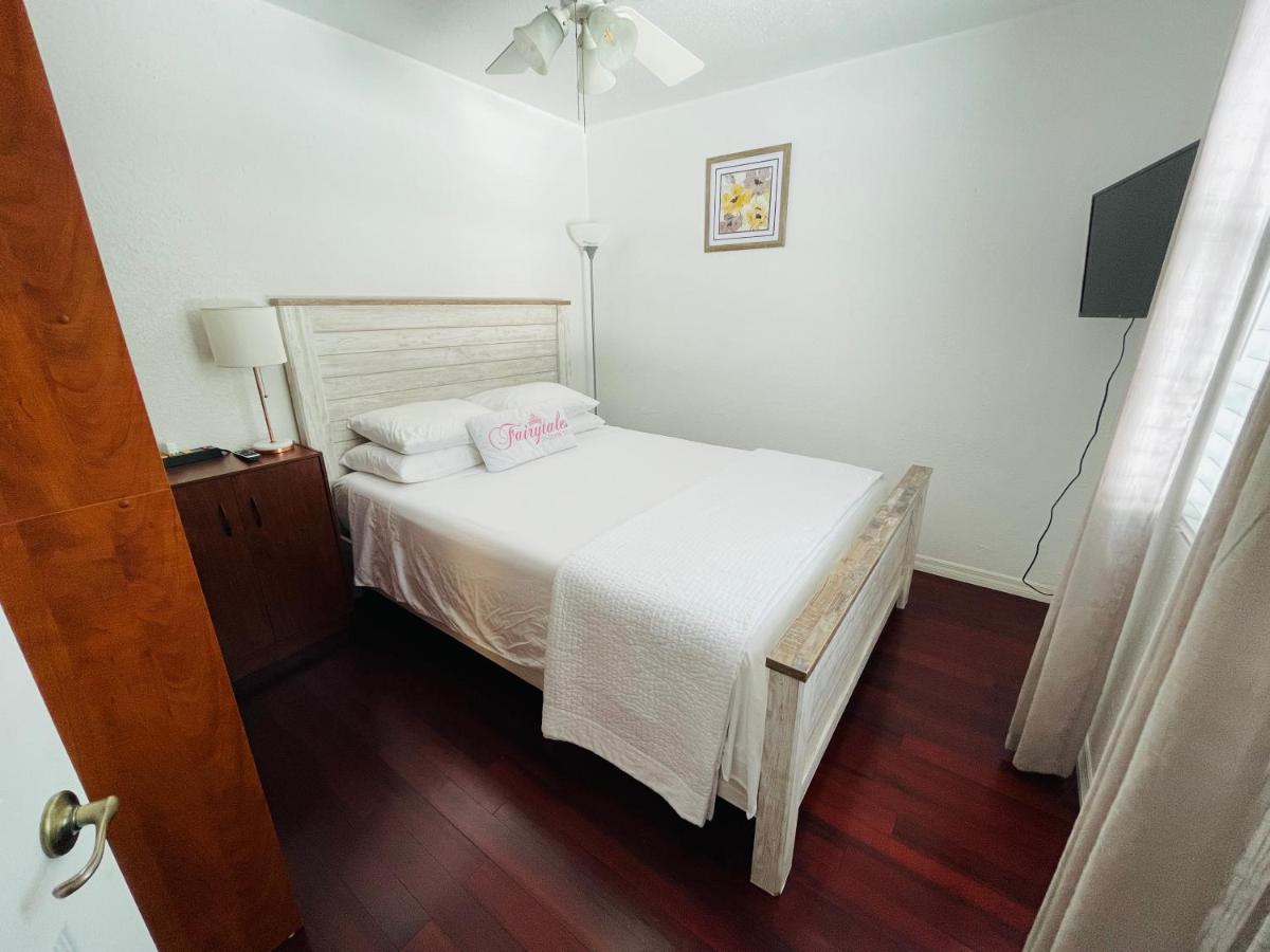 2 Bedroom Apartment Auburndale Esterno foto